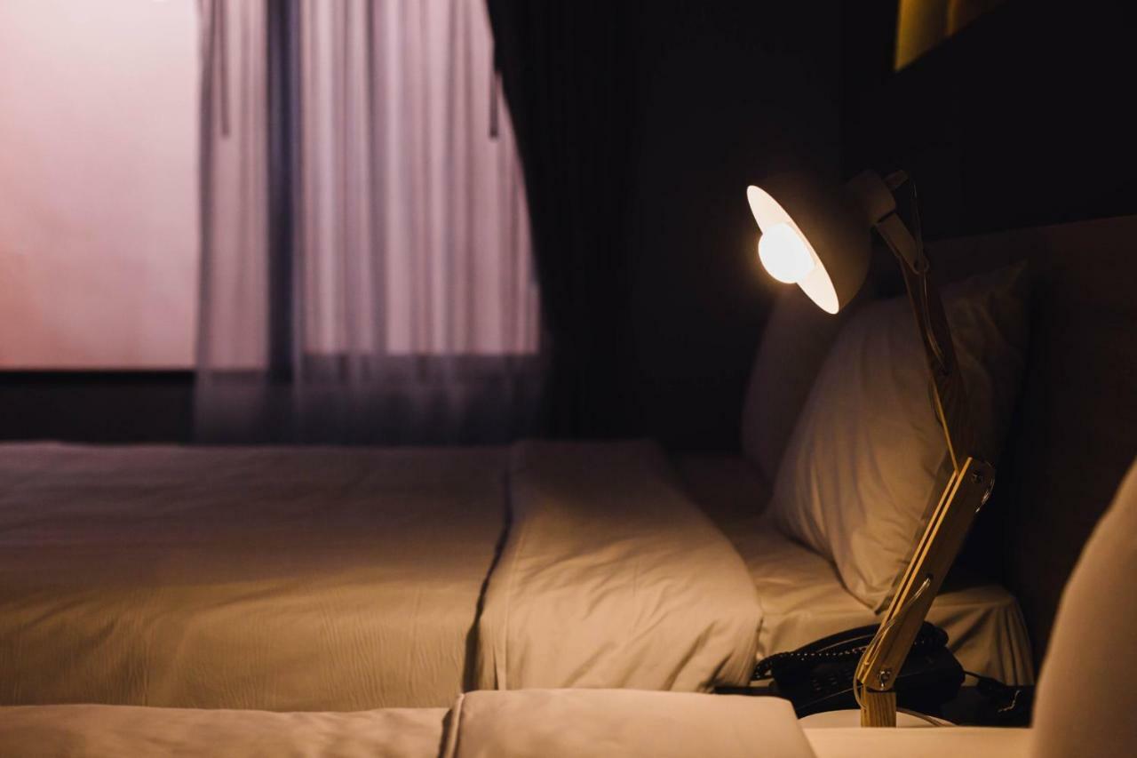 Clay Hotel Udonthani Экстерьер фото
